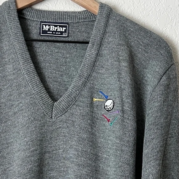 Vintage McBriar Golf Sweater V-Neck Pullover Gray Embroidered Unisex  L - Picture 3 of 7